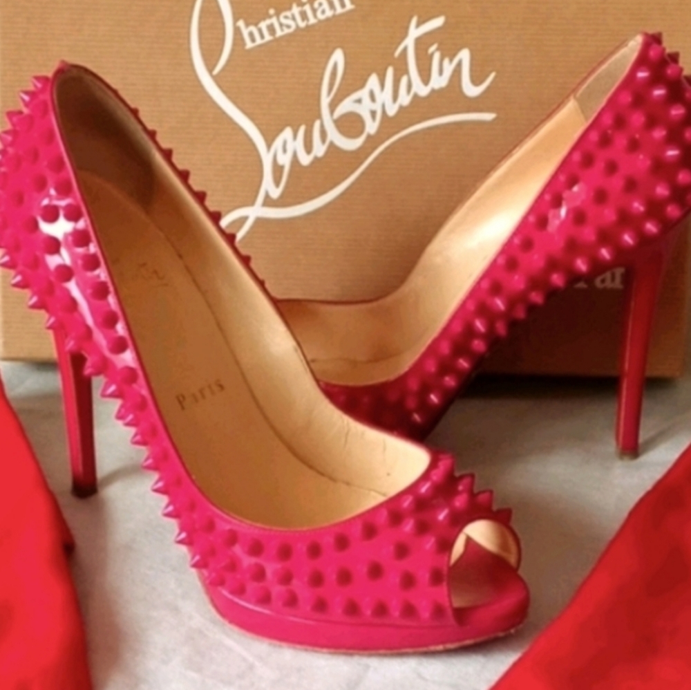 Authentic Christian Louboutin💕👠